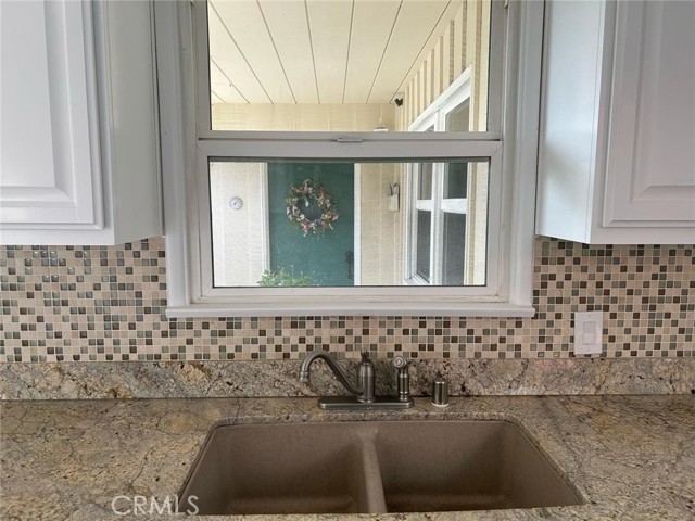 Detail Gallery Image 7 of 26 For 1215 Coronet, Pasadena,  CA 91107 - 2 Beds | 2 Baths