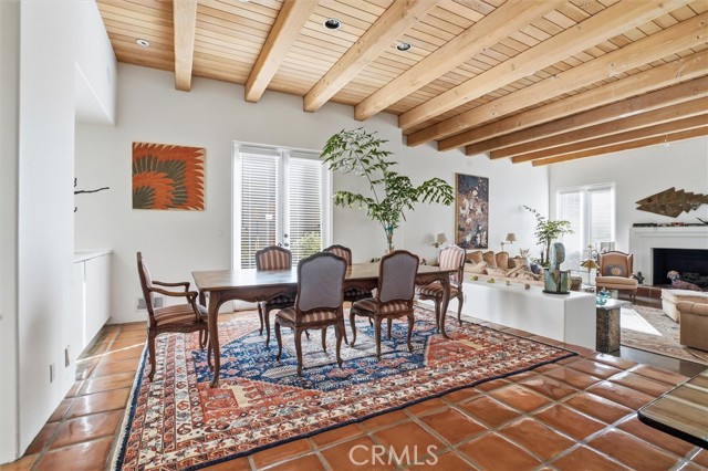 Detail Gallery Image 11 of 44 For 860 Skyline Dr, San Luis Obispo,  CA 93405 - 3 Beds | 3/1 Baths