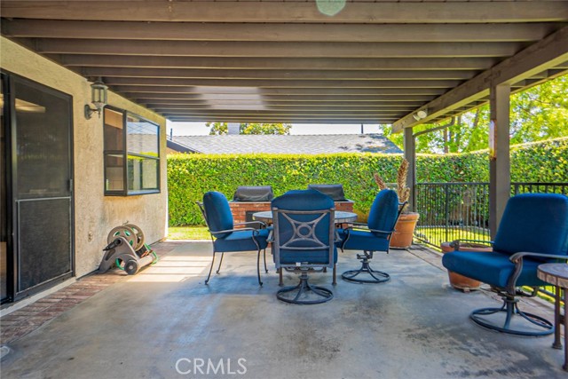 751 Santa Fe Court, San Dimas CA: https://media.crmls.org/medias/f77097a7-f06a-42ef-9400-e860448cda57.jpg