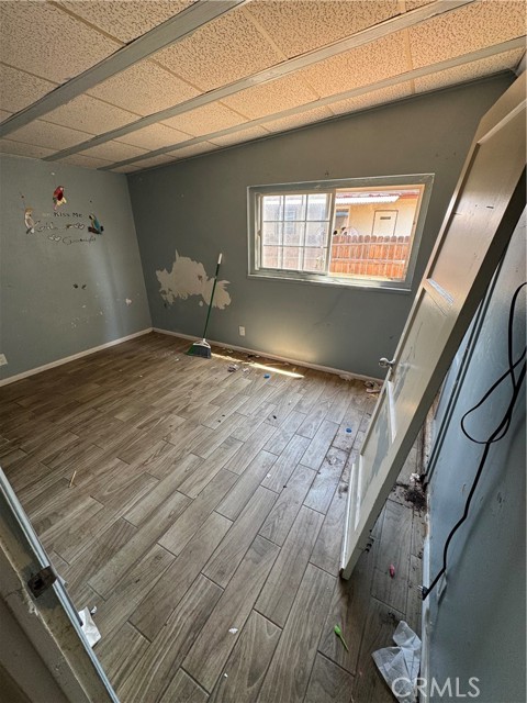 9314 Martha Way, Riverside CA: https://media.crmls.org/medias/f77174dc-84d2-46c1-9ea2-1fe9ff2164c7.jpg