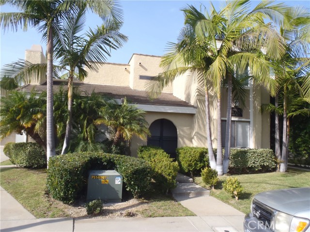 17762 Paseo Circle #A, Huntington Beach, CA 92647