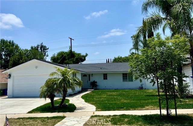 24244 Friar Street, Woodland Hills CA: https://media.crmls.org/medias/f77189e2-a989-40bb-a6ac-f8fcfc7aaefc.jpg
