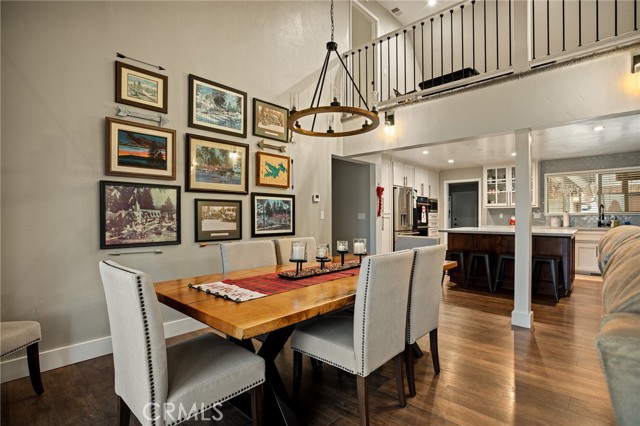 Detail Gallery Image 6 of 39 For 435 Riviera Dr, Lake Arrowhead,  CA 92352 - 3 Beds | 2/1 Baths