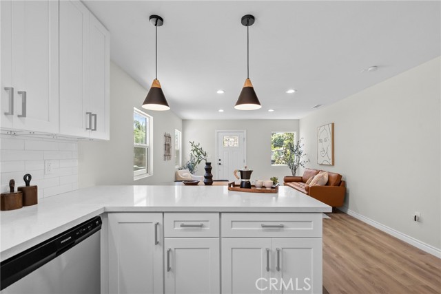 Detail Gallery Image 47 of 52 For 1745 W 39th St, Los Angeles,  CA 90062 - – Beds | – Baths