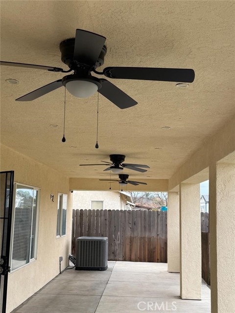 Detail Gallery Image 8 of 18 For 16432 Harmony Ranch, Delhi,  CA 95315 - 5 Beds | 3 Baths