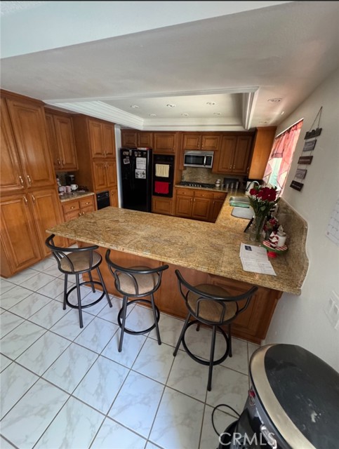 6801 Rycroft Drive, Riverside CA: https://media.crmls.org/medias/f7758142-53ba-4243-af49-821ce2a0bcf1.jpg