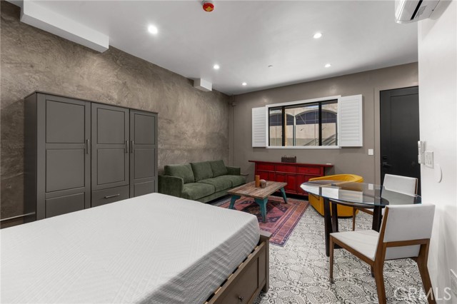 Detail Gallery Image 9 of 15 For 2211 1/2 Hyperion Ave, Los Angeles,  CA 90027 - 0 Beds | 1 Baths