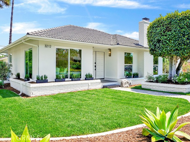 3212 Sunnywood Drive, Fullerton CA: https://media.crmls.org/medias/f778a9bb-3241-4247-b7c8-6d9293eb9ae1.jpg