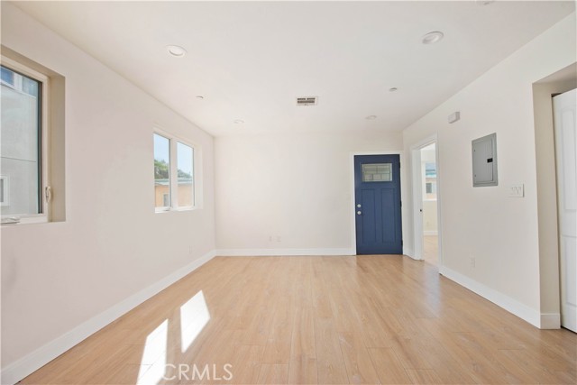 Detail Gallery Image 10 of 20 For 635 N Harvard Bld #635.75,  Los Angeles,  CA 90004 - 2 Beds | 1 Baths