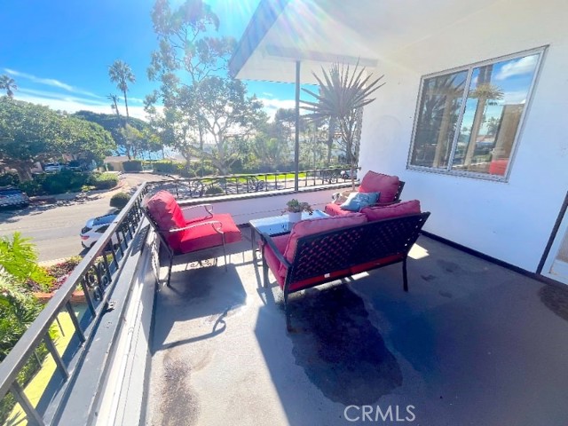 Detail Gallery Image 23 of 35 For 250 Cliff Dr #14,  Laguna Beach,  CA 92651 - 1 Beds | 1 Baths