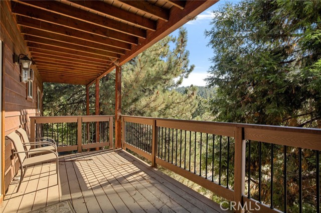 Detail Gallery Image 30 of 38 For 30910 Old City Creek Dr, Running Springs,  CA 92382 - 3 Beds | 2/1 Baths