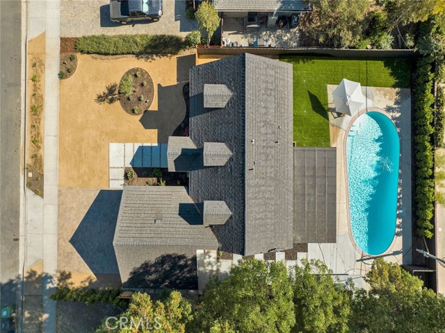6667 Royer Avenue, West Hills CA: https://media.crmls.org/medias/f77c5791-a7d8-46f8-b20d-1e028a1f9eb6.jpg
