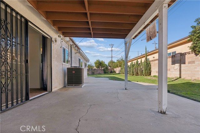 Detail Gallery Image 29 of 32 For 16103 Osborne St, North Hills,  CA 91343 - 3 Beds | 2 Baths