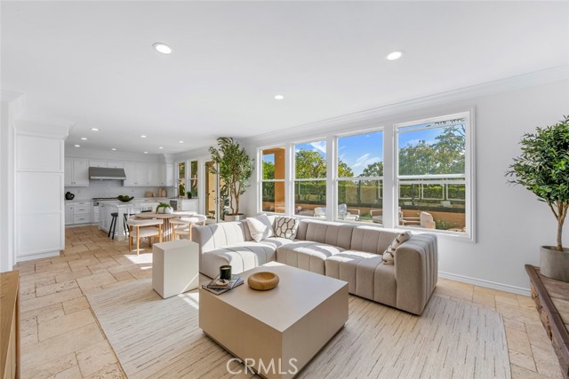 2 Agostino, Newport Coast CA: https://media.crmls.org/medias/f77ed6b5-6d70-4ff8-abd6-54609bb179aa.jpg