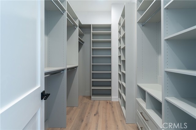 Walk-in Closet