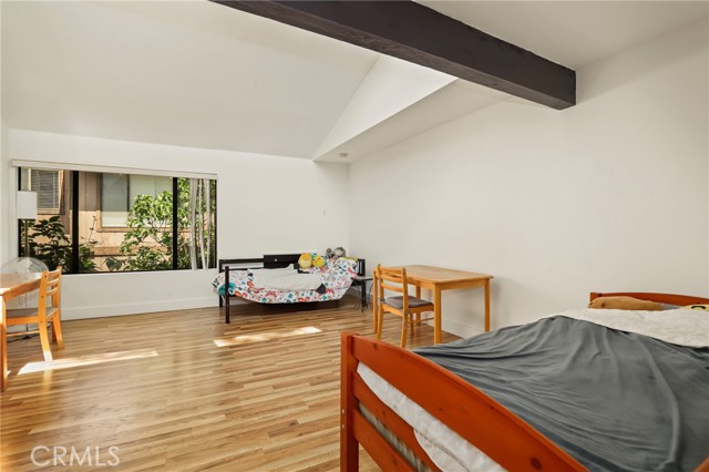 Detail Gallery Image 20 of 38 For 33 Northwoods Ln, La Crescenta,  CA 91214 - 3 Beds | 2/1 Baths