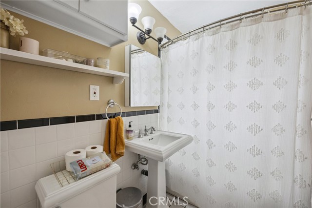 Detail Gallery Image 12 of 24 For 102 Lime Ave #1,  Long Beach,  CA 90802 - 1 Beds | 1 Baths