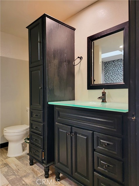 414 Avenida Castilla, Laguna Woods CA: https://media.crmls.org/medias/f780cb58-79f9-41eb-afff-069b9b3c2fde.jpg