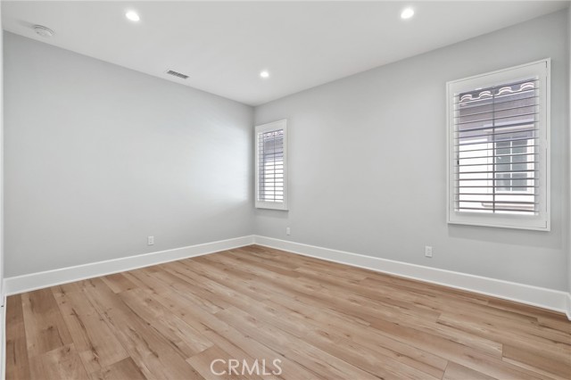 211 Fiore, Irvine CA: https://media.crmls.org/medias/f7815b4a-d05d-4231-b445-32a6a65e9bcb.jpg