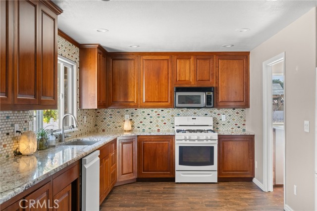 Detail Gallery Image 15 of 45 For 3332 Courtney Dr, Lompoc,  CA 93436 - 3 Beds | 2 Baths