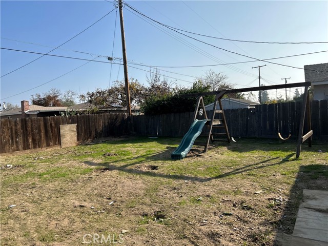 Detail Gallery Image 21 of 24 For 288 N Balmayne St, Porterville,  CA 93257 - 3 Beds | 2 Baths