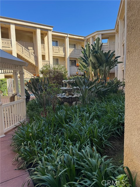 Front Image Thumbnail for CRDW26051464