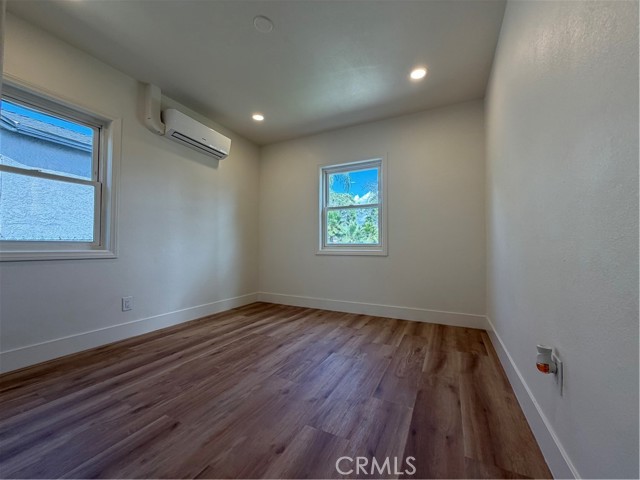 9078 Hemlock, Fontana CA: https://media.crmls.org/medias/f782d841-eb25-408a-ab8f-711e13f0eca8.jpg