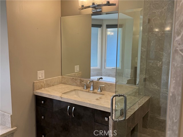 2615 Temple Hills Drive, Laguna Beach CA: https://media.crmls.org/medias/f7844115-b651-45dd-8c6b-e9d932bf55bd.jpg