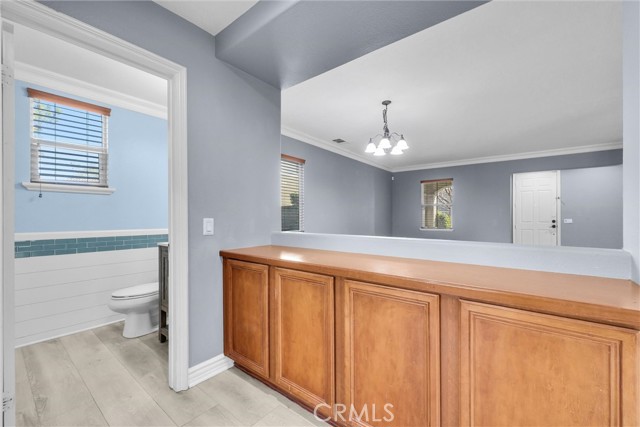 Detail Gallery Image 18 of 42 For 519 Cedarbrook Ln, Corona,  CA 92879 - 4 Beds | 2/1 Baths