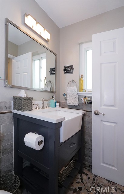 320 Catalina Avenue, Redondo Beach, California 90277, 2 Bedrooms Bedrooms, ,3 BathroomsBathrooms,Residential,Sold,Catalina,PV22020552