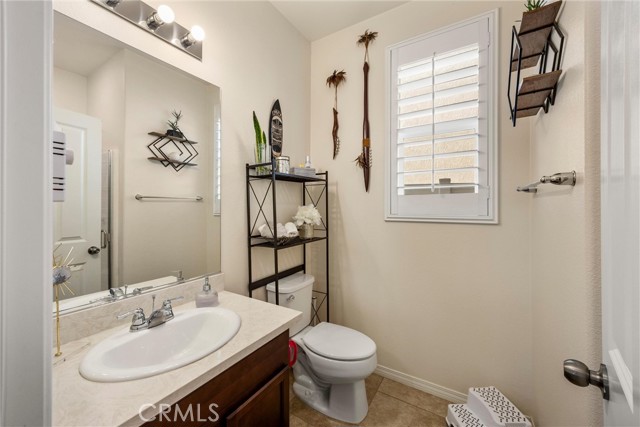 Detail Gallery Image 21 of 51 For 3826 Bur Oak, San Bernardino,  CA 92407 - 4 Beds | 3 Baths