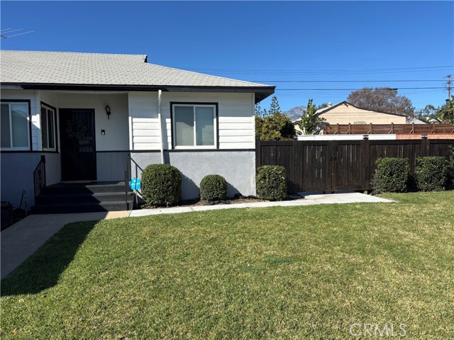 Detail Gallery Image 2 of 19 For 5244 Yale St, Montclair,  CA 91763 - 3 Beds | 2 Baths