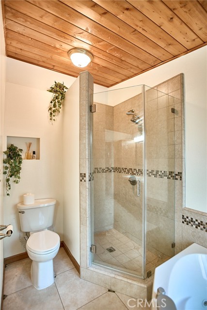 6204 Spruce Avenue, Angelus Oaks CA: https://media.crmls.org/medias/f786b0e6-6b93-474f-93cb-59a09f39eadf.jpg