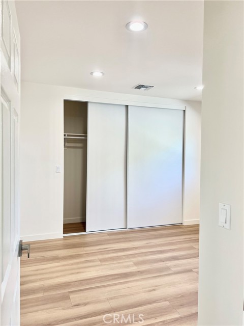 Detail Gallery Image 9 of 21 For 9645 Dale Ave, Sunland,  CA 91040 - 2 Beds | 2 Baths