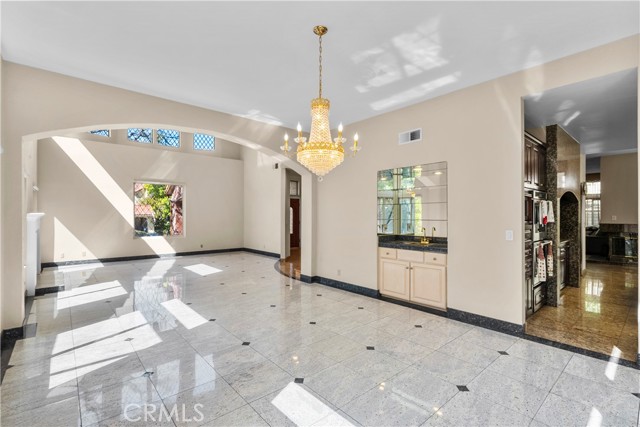 Detail Gallery Image 11 of 46 For 6056 Lake Lindero, Agoura Hills,  CA 91301 - 4 Beds | 3/1 Baths