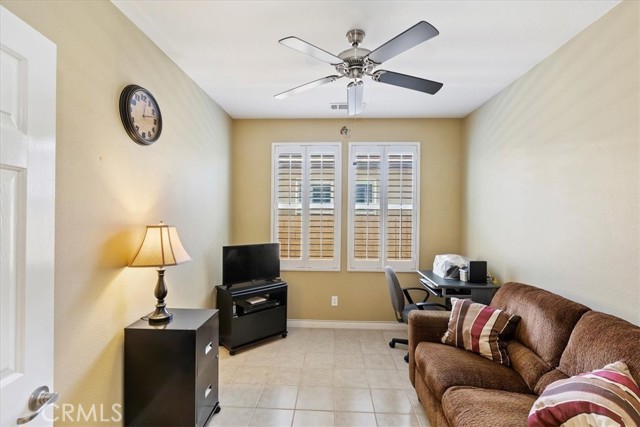 Detail Gallery Image 11 of 29 For 26082 Palm Breeze Ln, Menifee,  CA 92586 - 2 Beds | 2/1 Baths