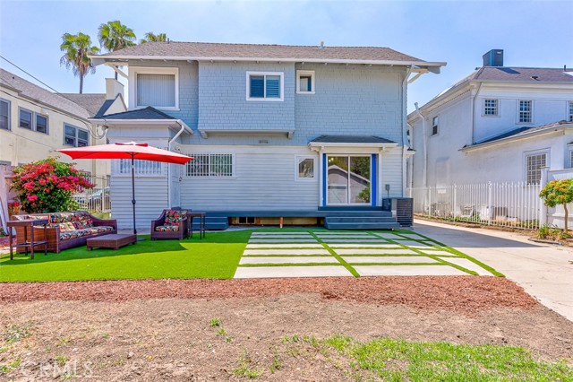 715 S Norton Avenue, Los Angeles CA: https://media.crmls.org/medias/f788962c-8d68-41c7-8c57-a21a2e172399.jpg