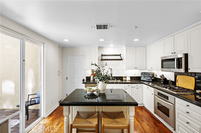 Detail Gallery Image 13 of 50 For 67 Orange Blossom Cir, Ladera Ranch,  CA 92694 - 3 Beds | 2/1 Baths