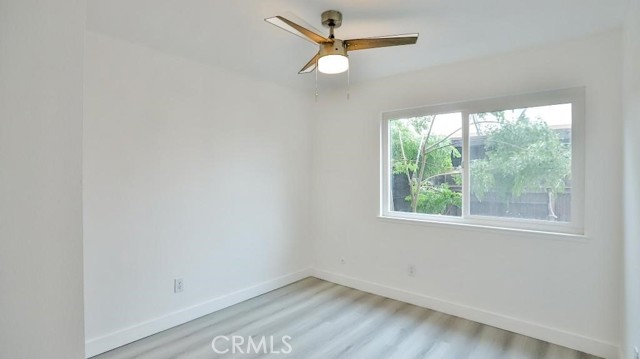 Detail Gallery Image 10 of 16 For 7909 Primrose Ln, Highland,  CA 92346 - 4 Beds | 2/1 Baths