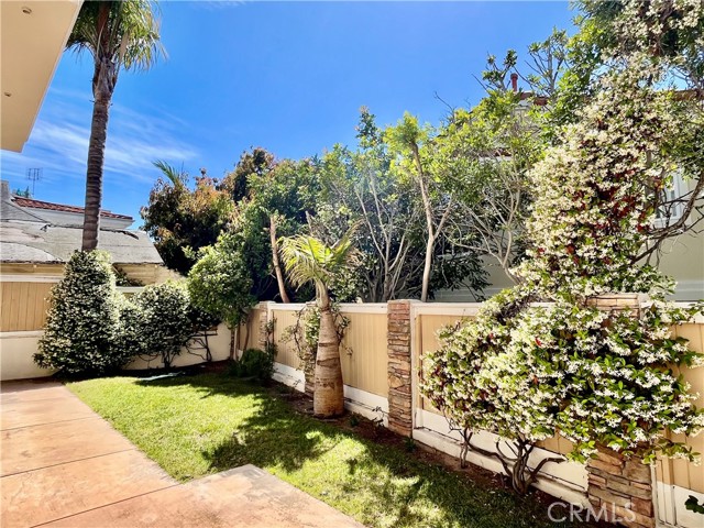 227 Helberta Avenue, Redondo Beach, California 90277, 4 Bedrooms Bedrooms, ,3 BathroomsBathrooms,Residential,For Sale,Helberta,PV25266489 227 Helberta Avenue, Redondo Beach, California 90277, 4 Bedrooms Bedrooms, ,3 BathroomsBathrooms,Residential,For Sale,Helberta,PV25266489