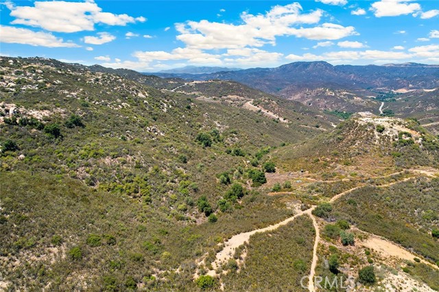 Detail Gallery Image 5 of 12 For 18250 La Ventana Rd, Murrieta,  CA 92562 - – Beds | – Baths