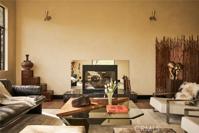 Detail Gallery Image 4 of 30 For 3761 Glenalbyn, Los Angeles,  CA 90065 - 3 Beds | 3 Baths