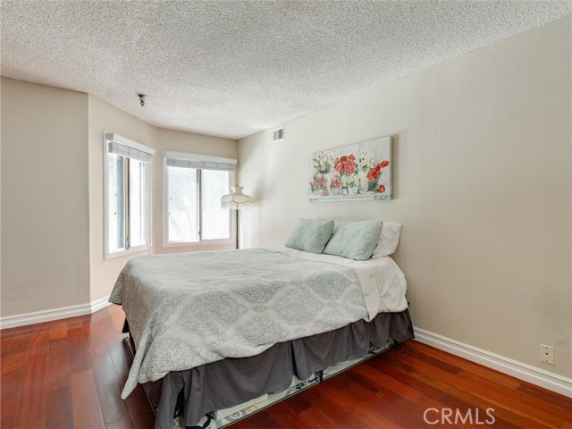 Detail Gallery Image 14 of 22 For 4142 E Mendez St #331,  Long Beach,  CA 90815 - 2 Beds | 2 Baths