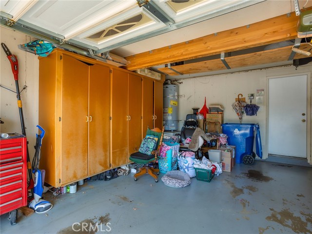 10634 Deering Avenue photo 41