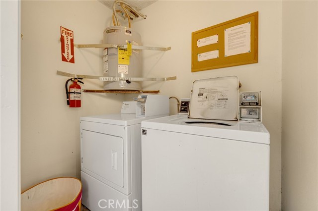 1070 Freeman Avenue, Long Beach CA: https://media.crmls.org/medias/f78ed56e-4463-4b49-8703-919ab0c135f7.jpg