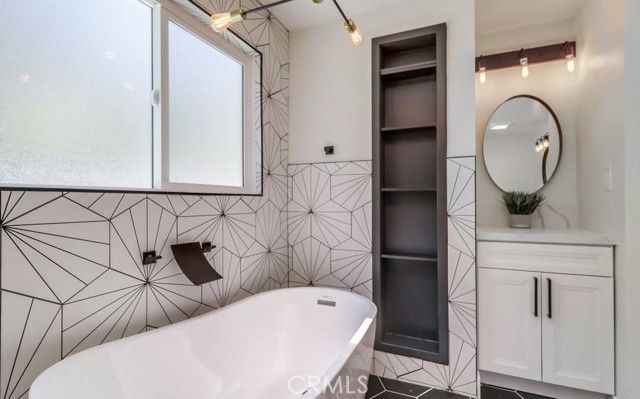 9430 Riverview Avenue, Lakeside CA: https://media.crmls.org/medias/f78f4ff5-d60a-4e6a-98aa-f0a36faab1e0.jpg