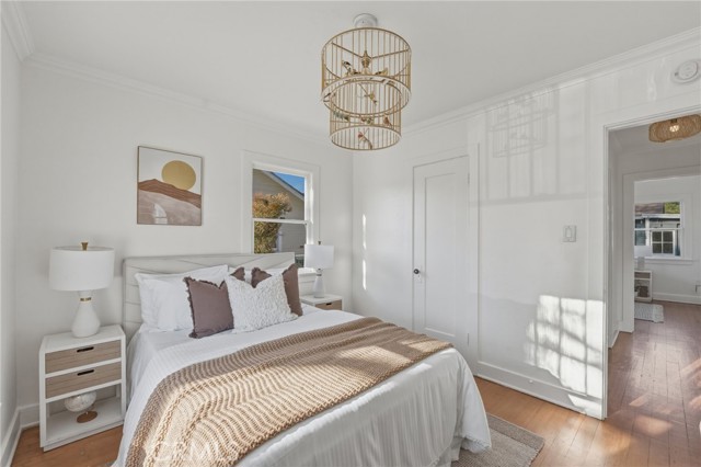 Image 14 of 50 For 3327 Hollydale Dr.