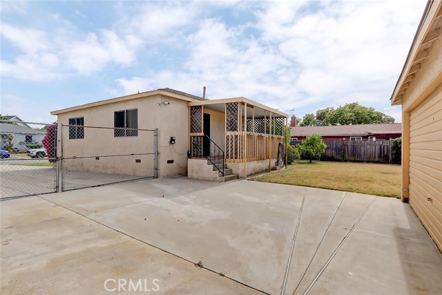 2405 Hawkins Avenue, Redondo Beach, California 90278, 3 Bedrooms Bedrooms, ,1 BathroomBathrooms,Residential,Sold,Hawkins,SB22122161