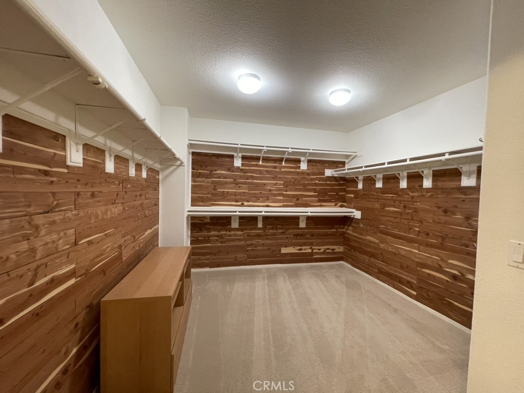 https://media.crmls.org/medias/f79006b6-ca7c-4ea7-95a0-fba7a46ad6bf.jpg?preset=X-Large