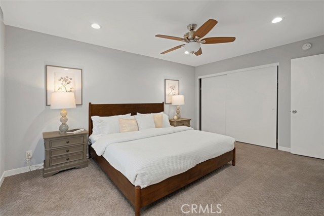 106 S Sierra Madre Boulevard, Pasadena CA: https://media.crmls.org/medias/f791902c-93d6-4da2-897a-d378987ddd14.jpg